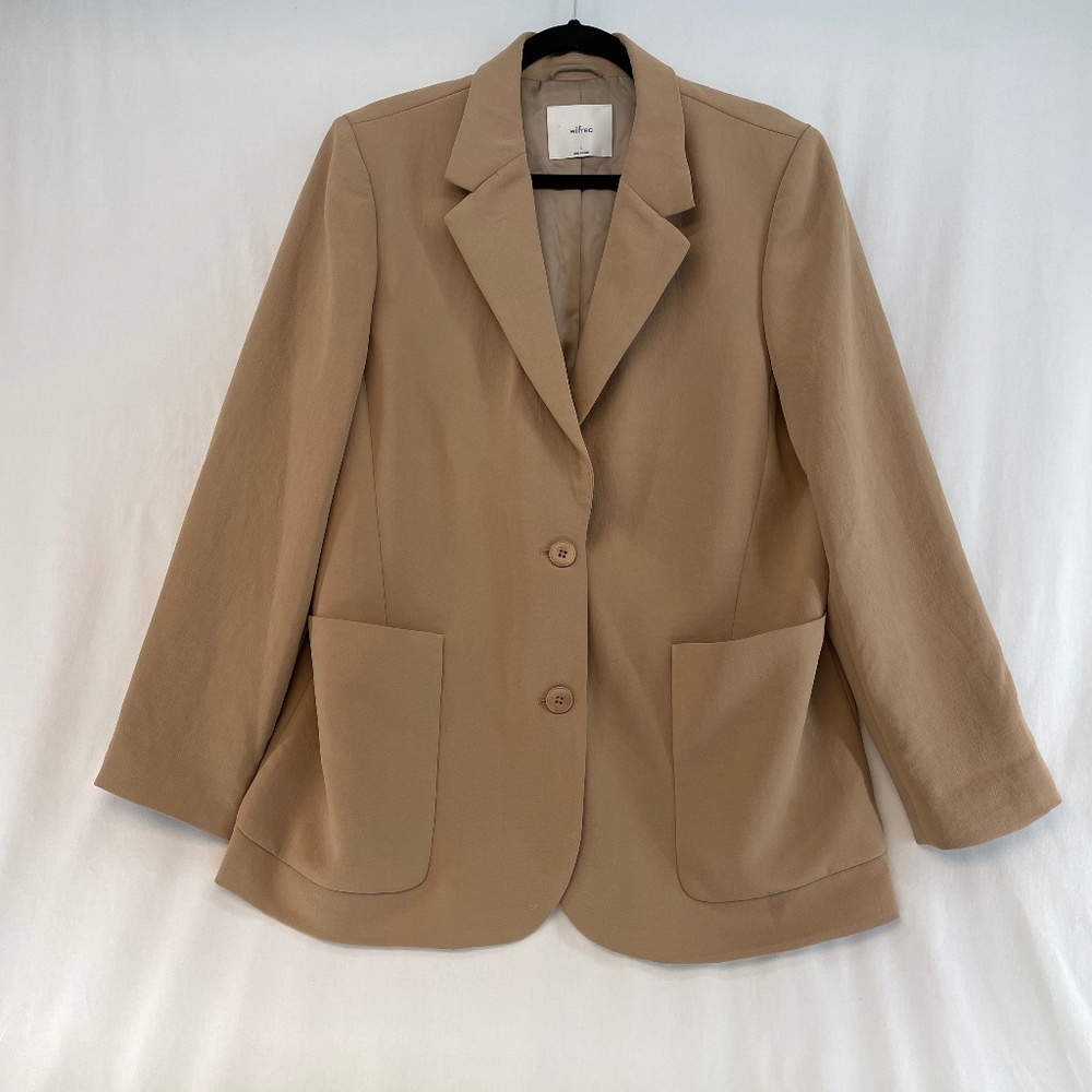 Wilfred Tan Blazer with Front Pockets